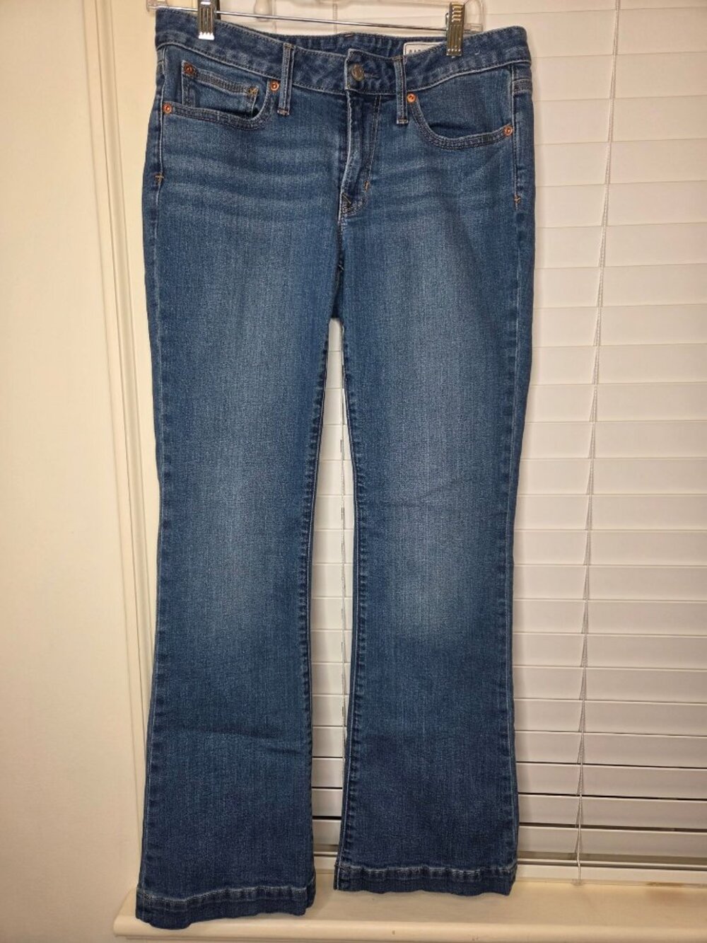 Womens Gap Low Rise Long & Lean Bootcut Jeans 28R Denim Western Classic